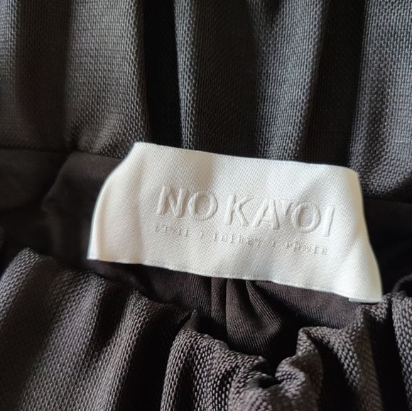 NOKAOI midnight jogger. Sequin embroidered jogger pant size S - Picture 6 of 7